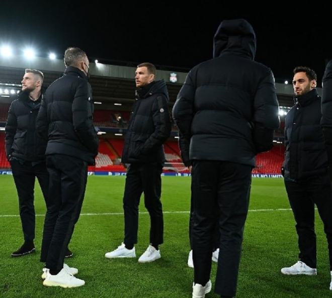 三人前插 三人前插