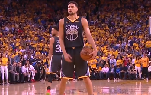 禁区前过人 禁区前过人