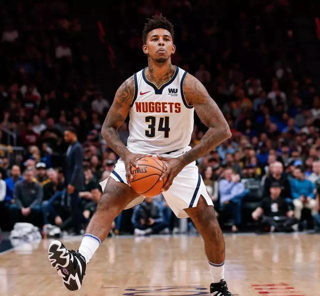 但在多维交 但在多维交